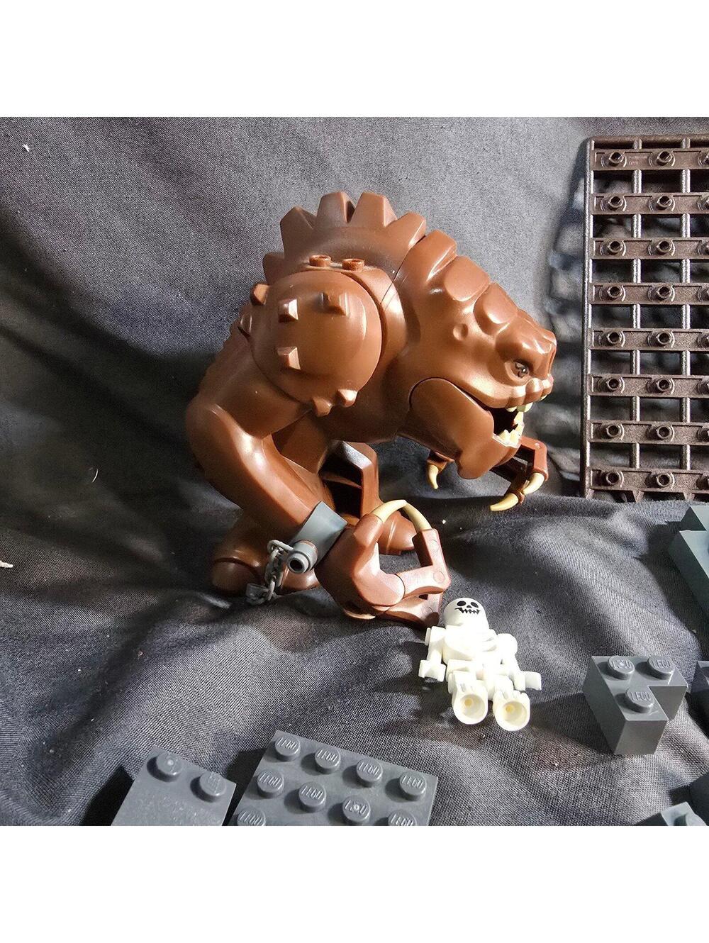 LEGO Star Wars Rancor Set 75005 Rancor Pit Various Parts And Pieces From Set - Picture 2 of 9